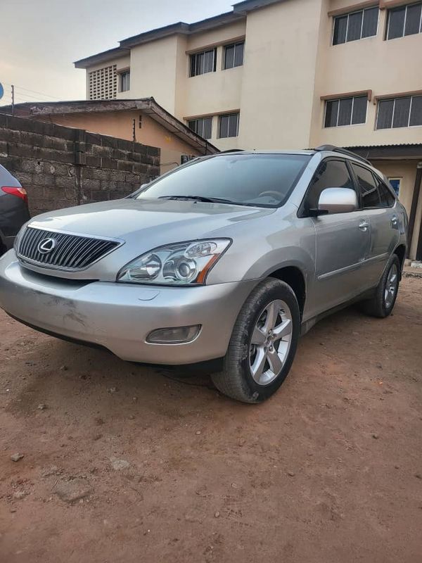 Thumbnail 8 of 2005 Lexus RX